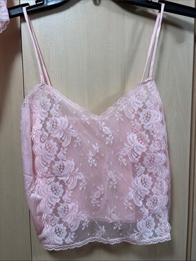 Peach lace cami & panty set